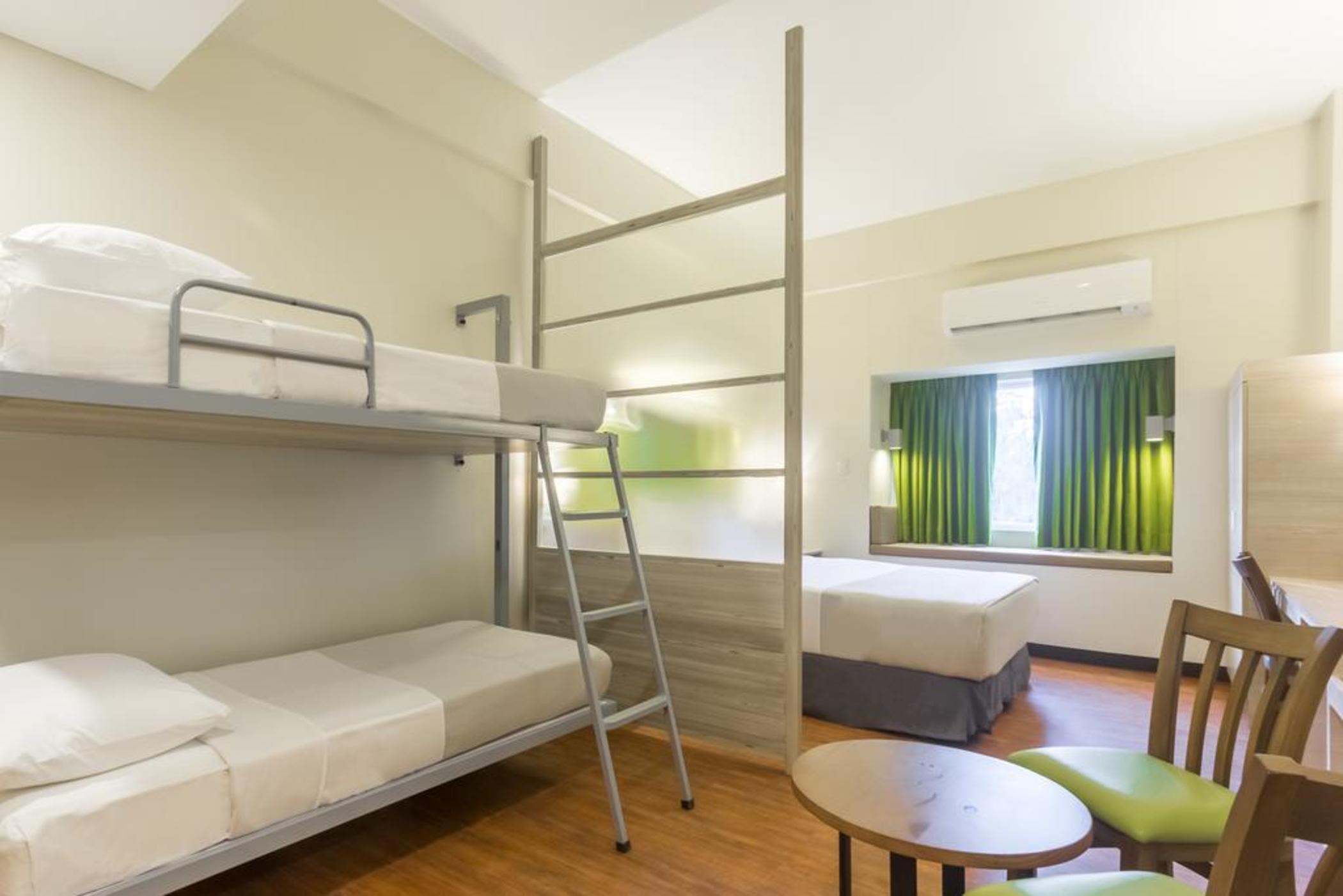 Microtel Inn & Suites By Wyndham San Fernando San Fernando  Zewnętrze zdjęcie