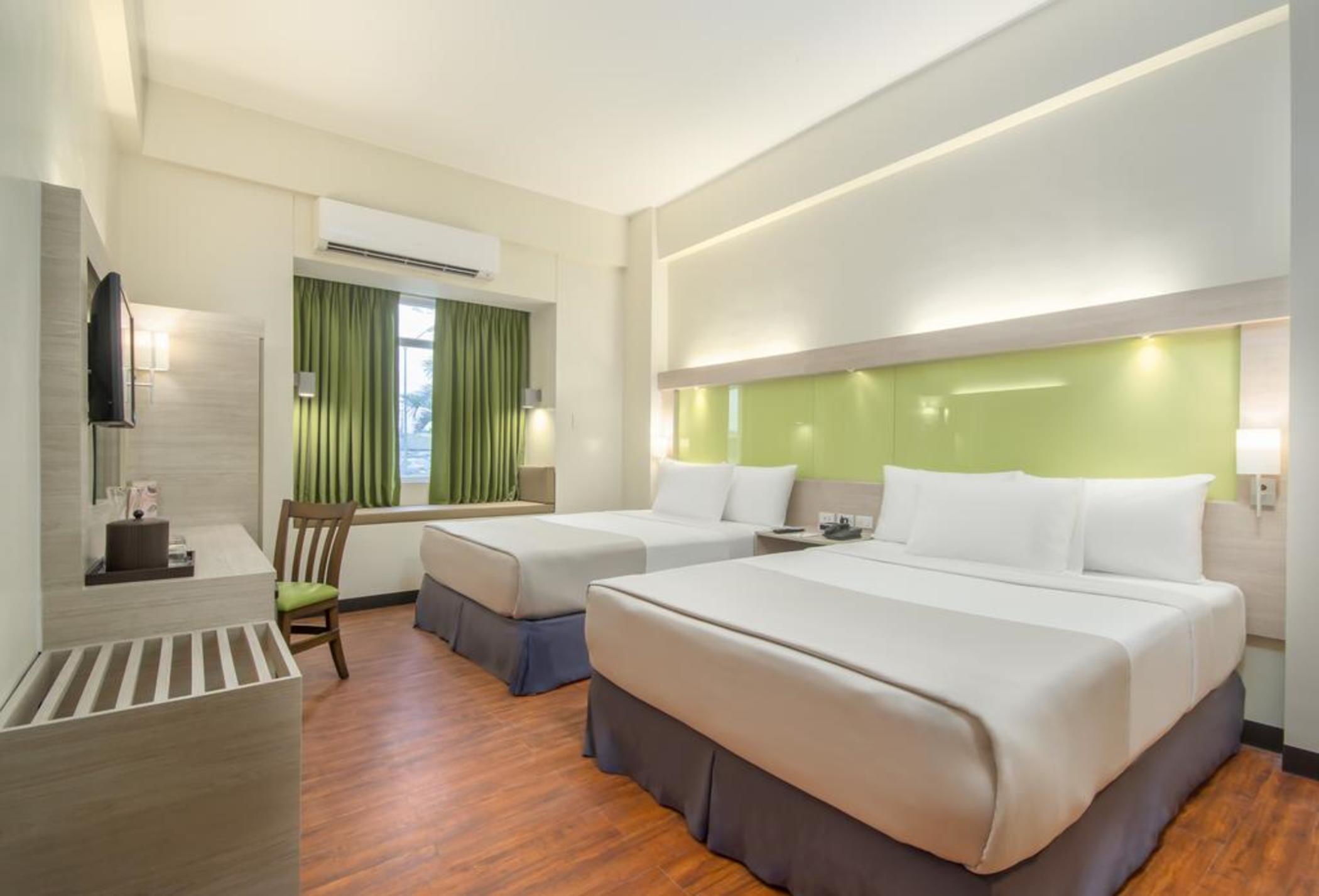 Microtel Inn & Suites By Wyndham San Fernando San Fernando  Zewnętrze zdjęcie