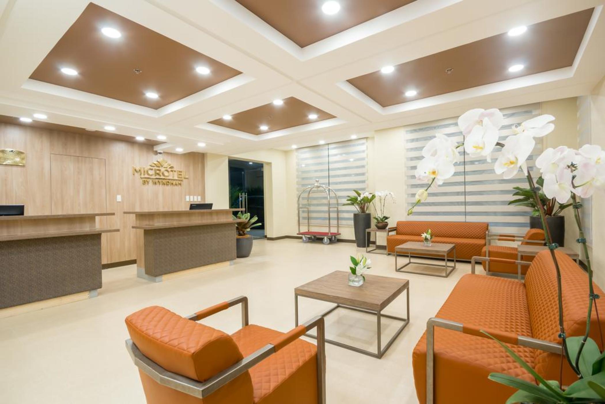 Microtel Inn & Suites By Wyndham San Fernando San Fernando  Zewnętrze zdjęcie